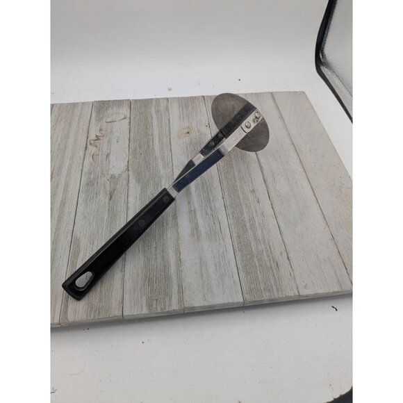 Vintage #3 Potato Vegetable Solid Blade Masher Black Handle Utensil 9 3/8" - Picture 4 of 8